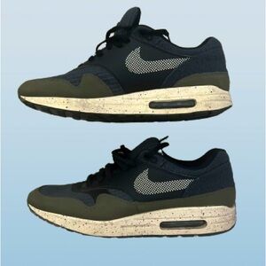 Nike Air Max (Unsure Specific Line)